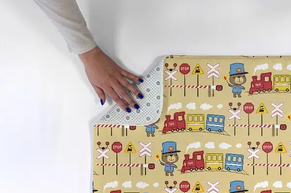 Kinderteppich Zug und Bär
