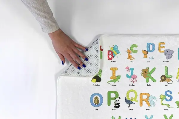 Kinderteppich Alphabet mit Bildern