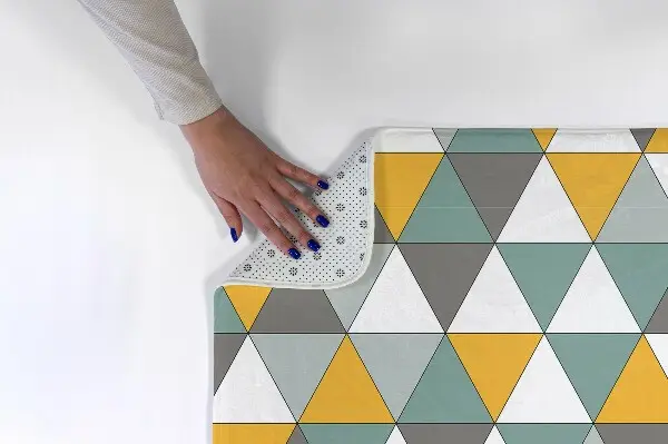 Kinderteppich Dreieckiges geometrisches Muster