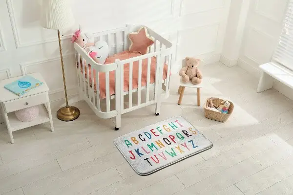 Kinderteppich Farbiges Alphabet