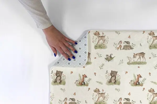 Kinderteppich Tiere in einem Wald