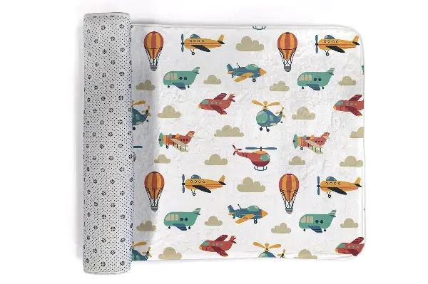 Kinderteppich Flugzeuge und Luftballons