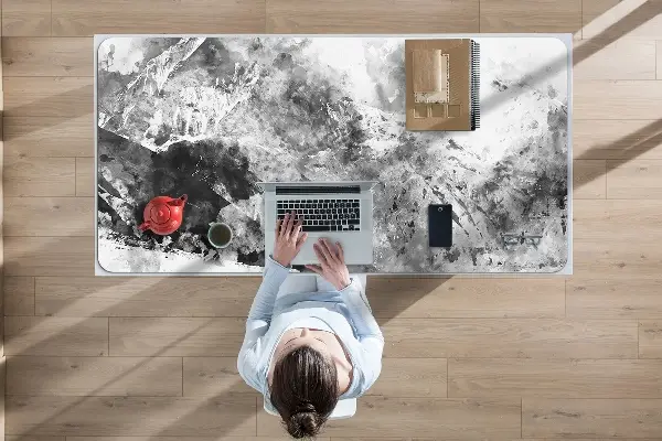Büro-Schreibtischmatte Berglandschaft.