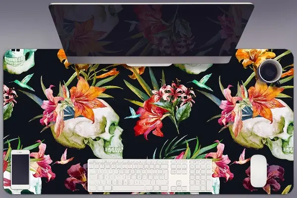 Schreibtischunterlage Schädel und Blumen