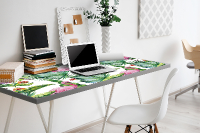Schreibtischunterlage Blätter und Flamingos.