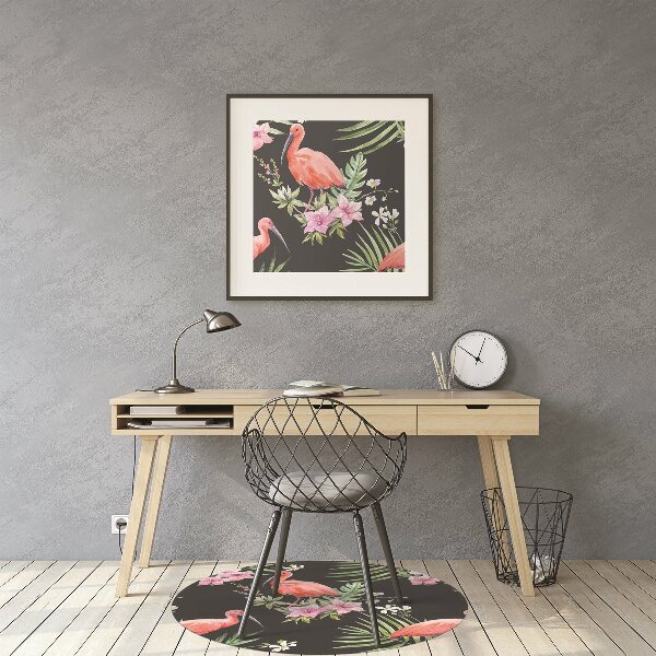 Stuhlunterlage Schwarzer Flamingo.