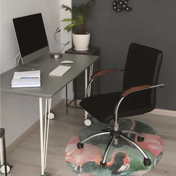Stuhlmatte für Hartböden Lackierte Flamingos.